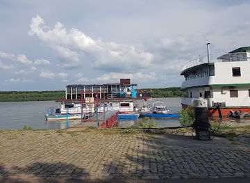romania/braila/attraction/the-small-island-of-braila-s-tourist-information-center