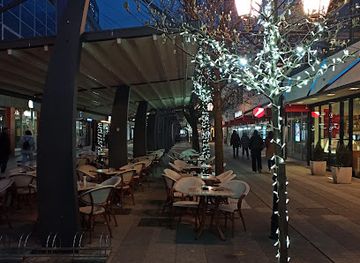 bosnia-and-herzegovina/sarajevo-canton/attraction/mala-aleja