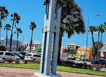 curacao/jan-thiel-beach/attraction/the-clock