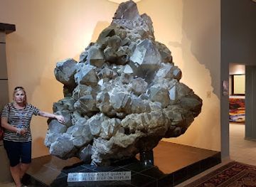 namibia/spitzkoppe/attraction/kristall-galerie