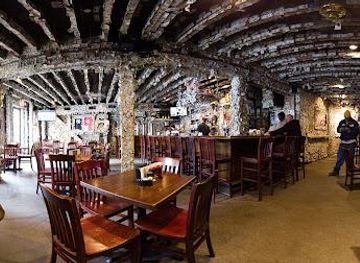 michigan/mount-pleasant/attraction/the-griffon