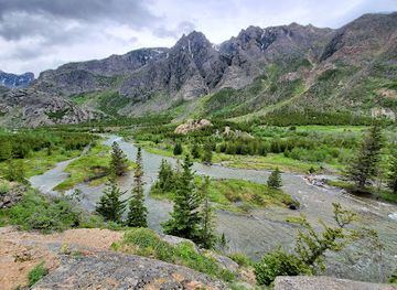 montana/beartooth-highway/attraction/east-rosebud-trailhead