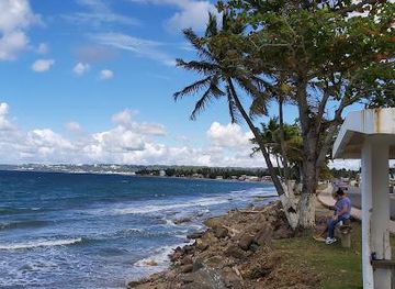 puerto-rico/cabo-rojo/attraction/pico-de-piedra-beach