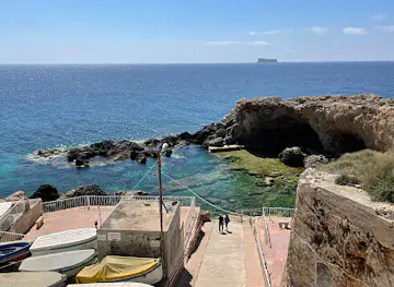 Ghar Lapsi Divesite