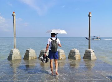 malaysia/penang/batuferringhi/attraction/jetty