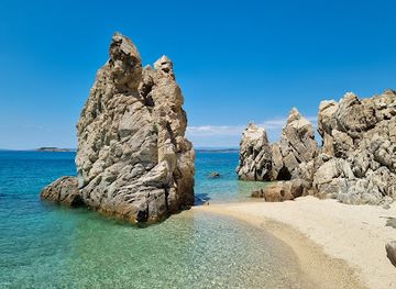 greece/mount-athos/attraction/mount-athos-border-s-beach