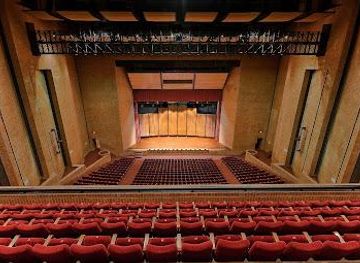 colombia/medellin/attraction/teatro-metropolitano-de-medellin-jose-gutierrez-gomez