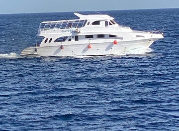 egypt/safaga/attraction/calpso-tourist-boat