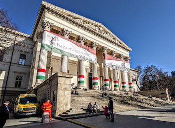 hungary/budapest/attraction/museum-garden