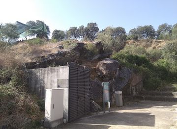 portugal/alentejo-coast/attraction/escoural-cave