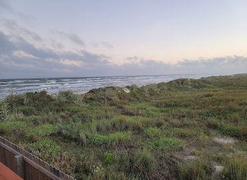 texas/port-aransas/attraction/port-a-beach