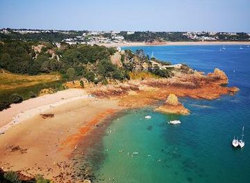 jersey/st-aubin/attraction/beauport-beach