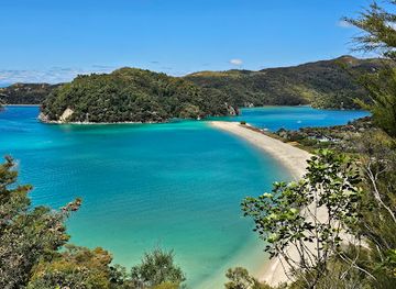 new-zealand/abel-tasman-national-park/attraction/torrent-bay-viewpoint