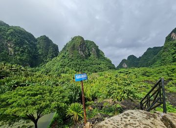 indonesia/southeast-sulawesi/attraction/taman-batu-rammang-rammang