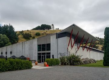 new-zealand/hawke-s-bay/attraction/trinity-hill-wines