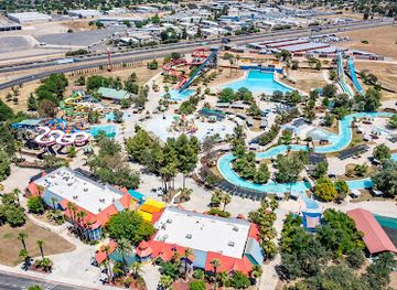california/fresno/attraction/island-waterpark