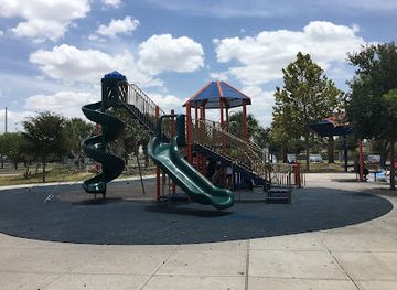 texas/mcallen/attraction/zinnia-park