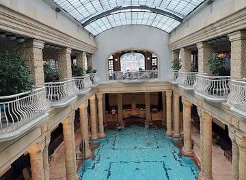 hungary/vac/attraction/gellert-thermal-bath