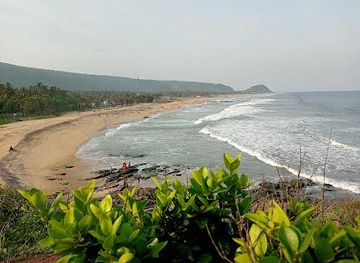 india/visakhapatnam/attraction/yarada-beach