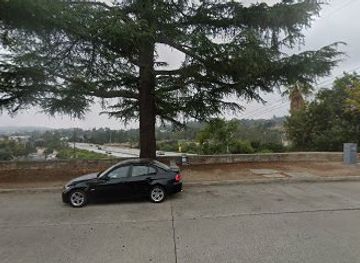 california/pasadena/attraction/lookout-point