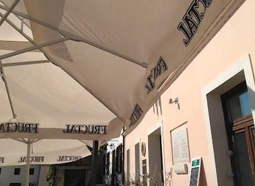 slovenia/skofja-loka/attraction/darovi-vipavske-wine-bar-and-local-shop