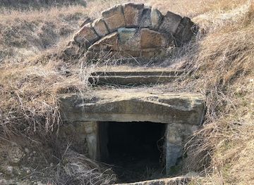 georgia/gori/attraction/dzalisasa-akldamebi