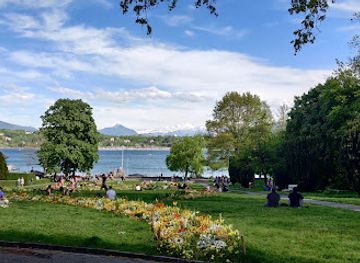 switzerland/geneva/carouge/attraction/parc-de-la-perle-du-lac