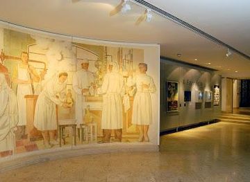 portugal/cascais/attraction/pharmacy-museum