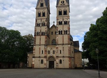 germany/koblenz/attraction/kastorbrunnen