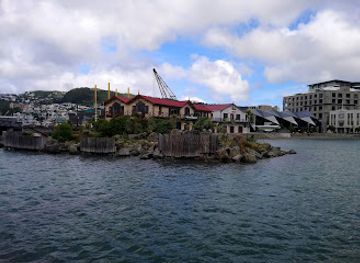 new-zealand/wellington/attraction/taranaki-street-wharf