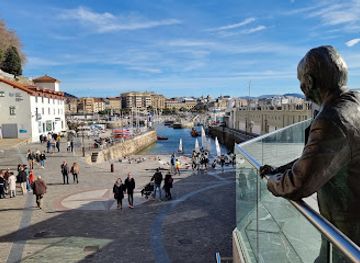 spain/san-sebastian/attraction/bingen-zaraguetaren-oroigarria