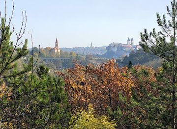 hungary/veszprem/attraction/gulya-high-hill-lookout