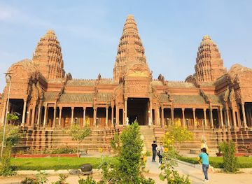 cambodia/kandal/attraction/wat-sowann-thamareach