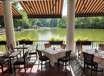 connecticut/greenwich/attraction/central-park-boathouse