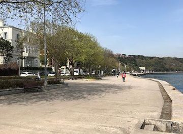 Tarabya sahili
