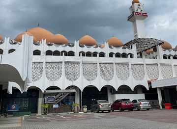 malaysia/ipoh/attraction/ipoh-mural-no-2-a-paper-plane