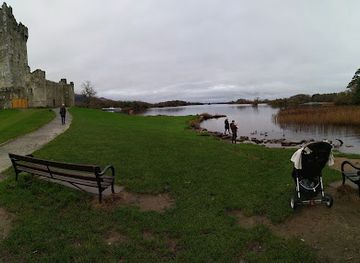 ireland/the-kerry-way/attraction/killarney-lake-tours