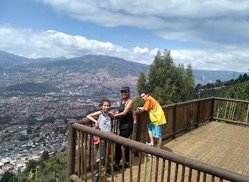 colombia/medellin/attraction/jardin-circunvalar-cinturon-verde