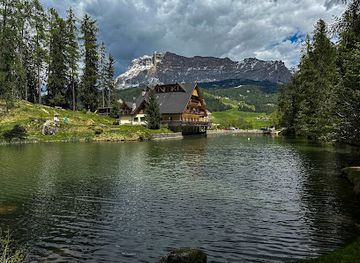 italy/alta-badia/attraction/lago-sompunt