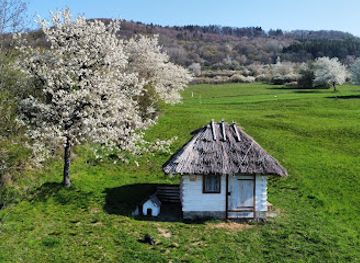 slovakia/podpolanie/attraction/grandpa-vecernicek-s-cottage-under-polana-in-detva