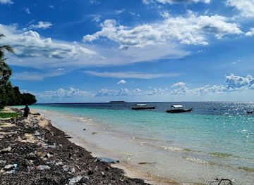 indonesia/pulau-wakatobi/attraction/pantai-hondue