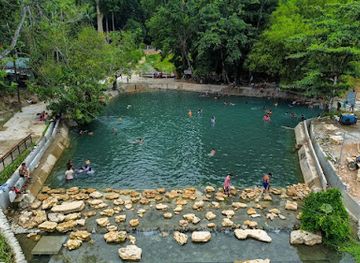 philippines/northern-mindanao/attraction/tuburan-spring