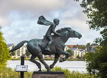 denmark/mollehoj/attraction/skulptur-dronning-dagmars-dreng