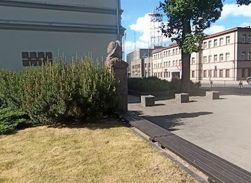 lithuania/panevezys/attraction/gabrieles-petkevicaites-bites-biustas