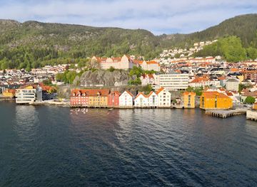 norway/bergen/bryggen/attraction/bergenhus-fortress