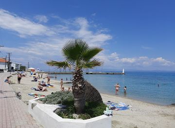 greece/chalkidiki/attraction/pefkochori-lighthouse