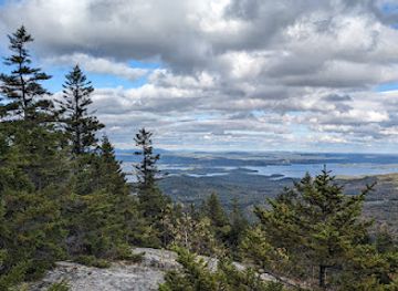 new-hampshire/belknap-county/attraction/belknap-mountain-state-forest