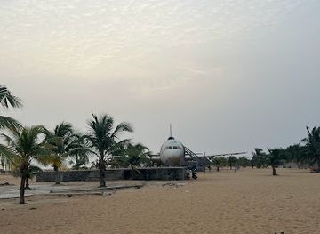 benin/cotonou/haie-vive/attraction/hlikpe-park-beach
