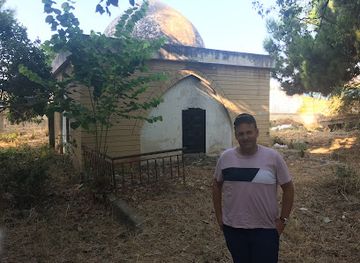 lebanon/sidon/attraction/tomb-of-zebulun