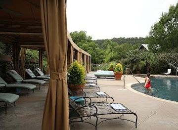 texas/austin/attraction/lakehouse-spa